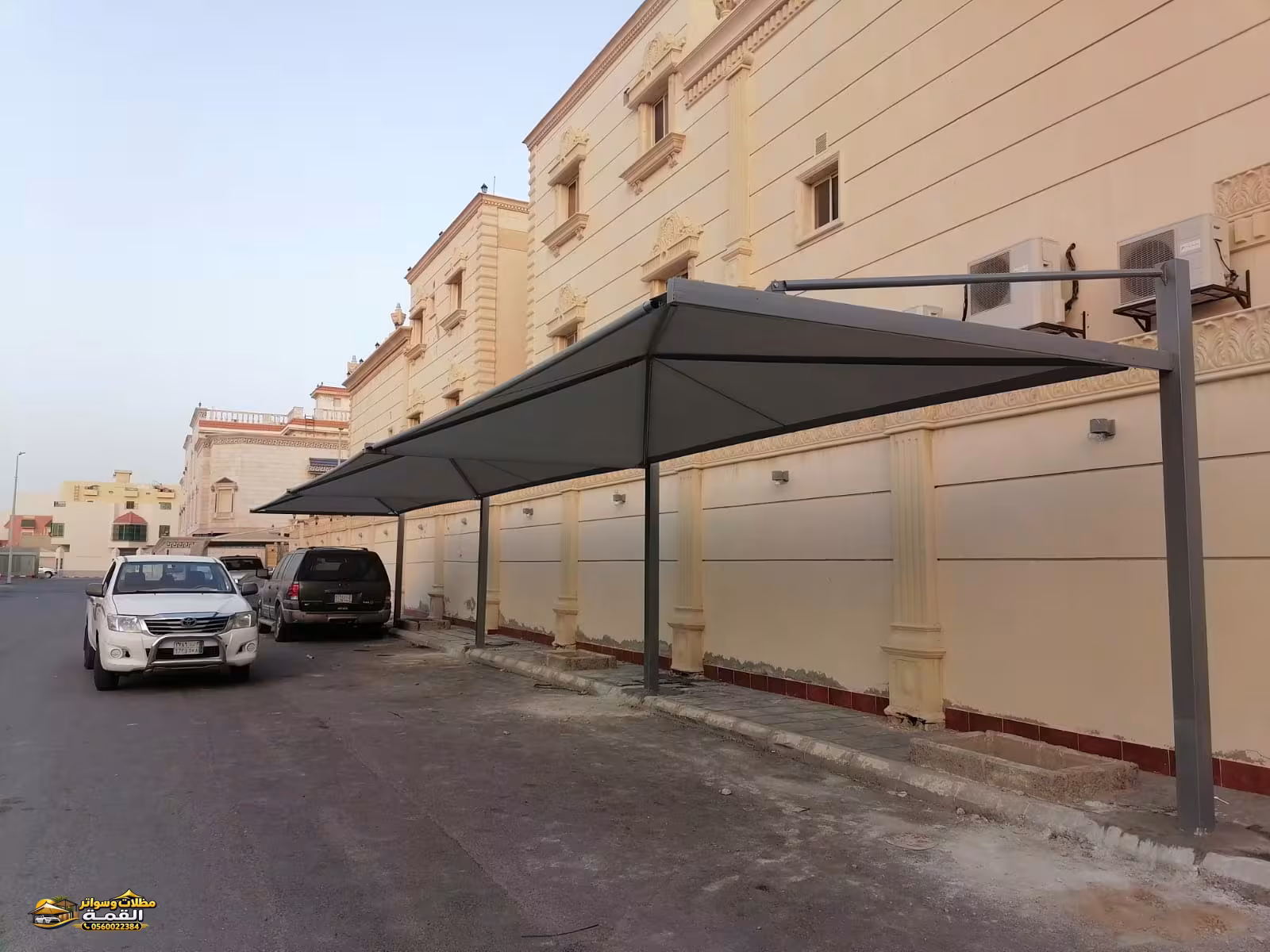 صورة من المعرض