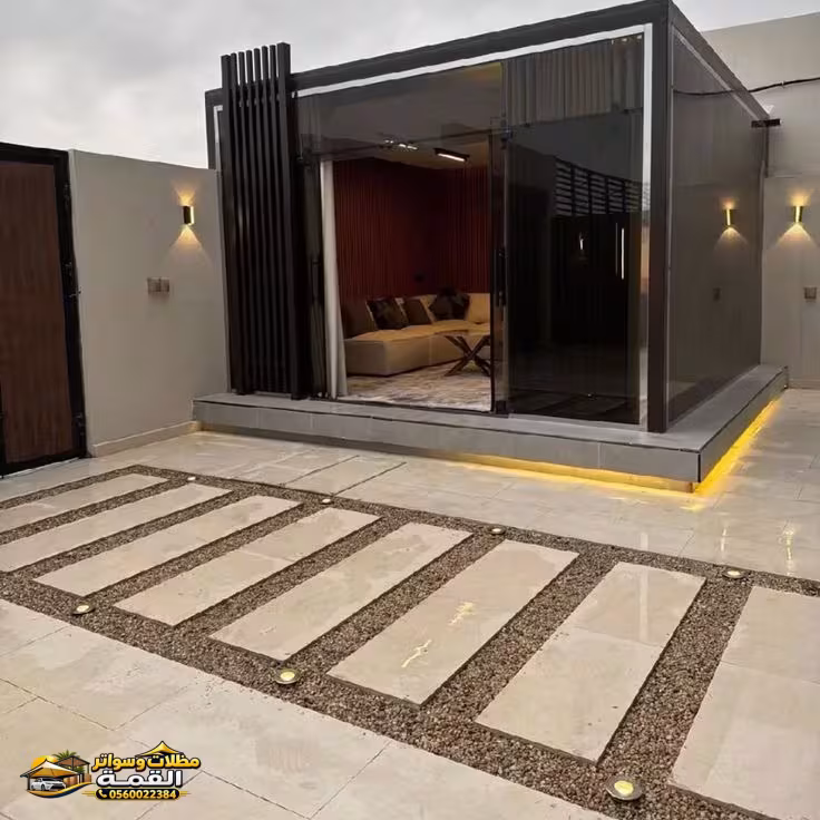 صورة من المعرض