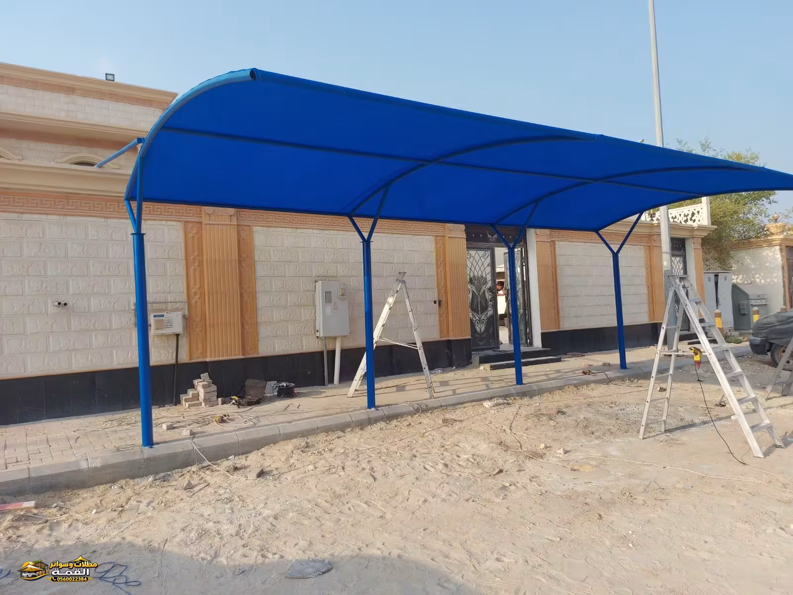 صورة من المعرض