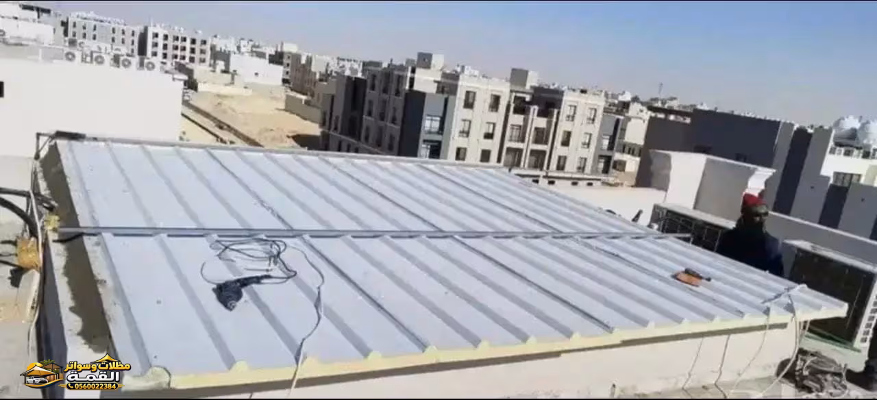 أسقف ساندوتش بانل